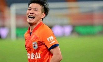 徐彬刚在中超坐稳主力！就被传闻要离队留洋，球迷推荐他去德甲