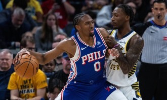 马克西32+9+8恩比德27分 76人大胜步行者