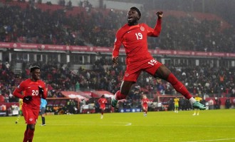 德甲最昂贵阵容揭晓！11人名单中仅两人非拜仁队员，冠军争夺成疑？