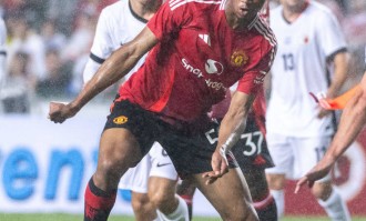 曼联夏季转会大戏：埃基提克成新目标，阿森纳竞争激烈！