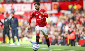 曼联真要卖B费？！拉特克利夫豪赌激怒新帅，红魔重建路在何方？！