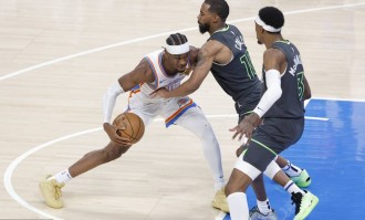 亚历山大31+9爱德华兹仅18分 雷霆擒森林狼西决开门红