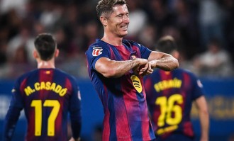 巴萨手球队问鼎世界冠军，弗里克豪言欧冠，西甲豪门竞逐再掀高潮