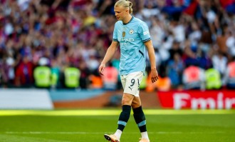 比赛日：哈兰德让点球曼城四大皆空 德甲法甲大结局