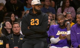 估值100亿美元创纪录！沃尔特成为湖人队新老板