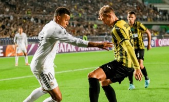 成都蓉城签下欧冠级后卫：欧冠16场，场均3.5次解围