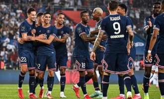 埃菲尔铁塔为进球闪烁！巴黎全城助力冲击欧冠王座