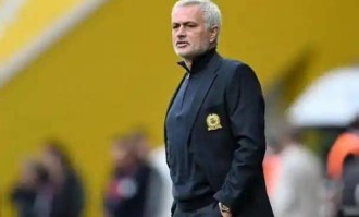 震惊！10亿身价遭血洗，穆帅20天后能再灭皇马吗？