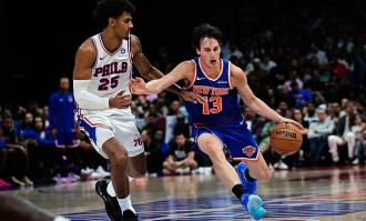 季前赛-马克西16分布伦森14分 尼克斯112-104击败76人