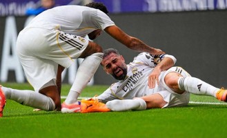 当弗洛伦蒂诺在看台上凝视，阿隆索和他的球队，已经听到了警报声