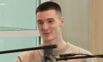 谢什科揭秘曼联一人帮助最大！卡里克点名三功臣，库尼亚恐失首发