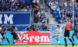 德甲第3轮：勒沃库森新帅首战难度高，斯图加特潜力新秀崭露头角